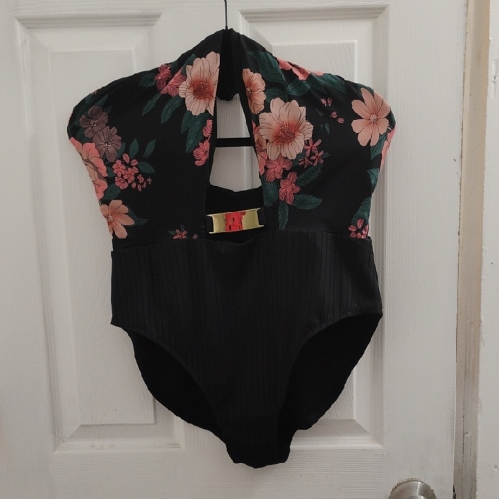 Time & Tru Floral (1 Peice) Bathing Suit